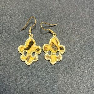 Fleur-de-lis (new Orlean Saint’s inspired) cowhide  earring
